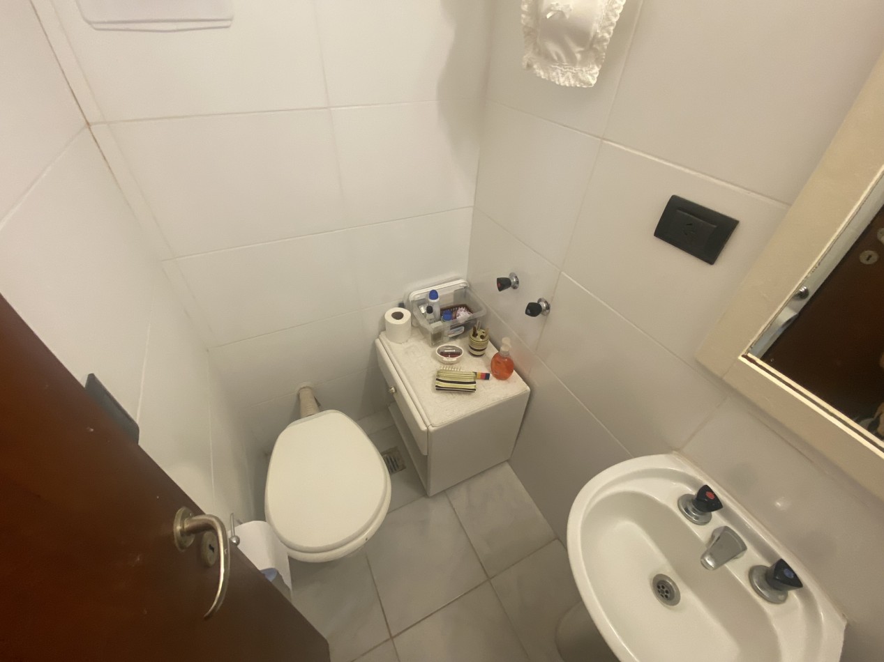 Amplio Departamento en Venta Pinamar 3 ambientes 2 baños c/cochera