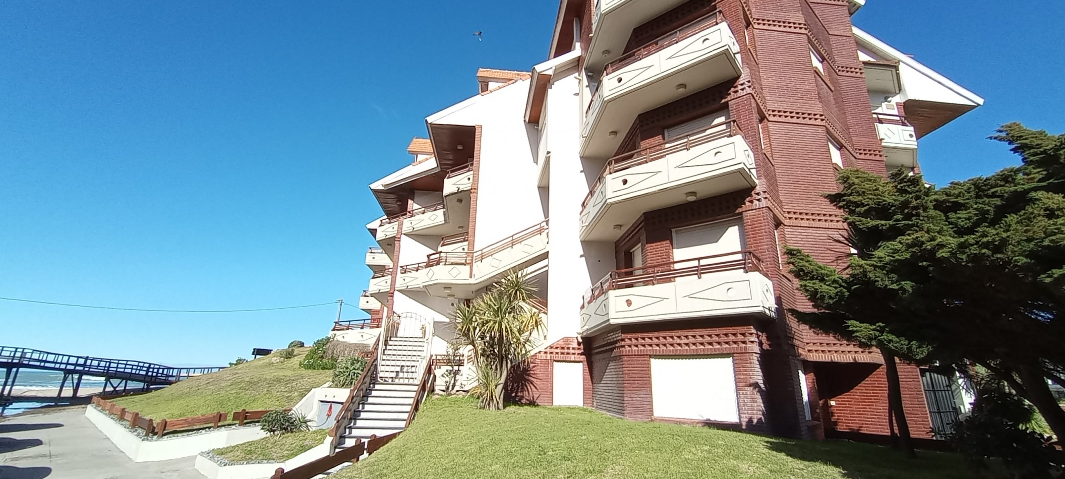Departamento edificio Palmeras IV