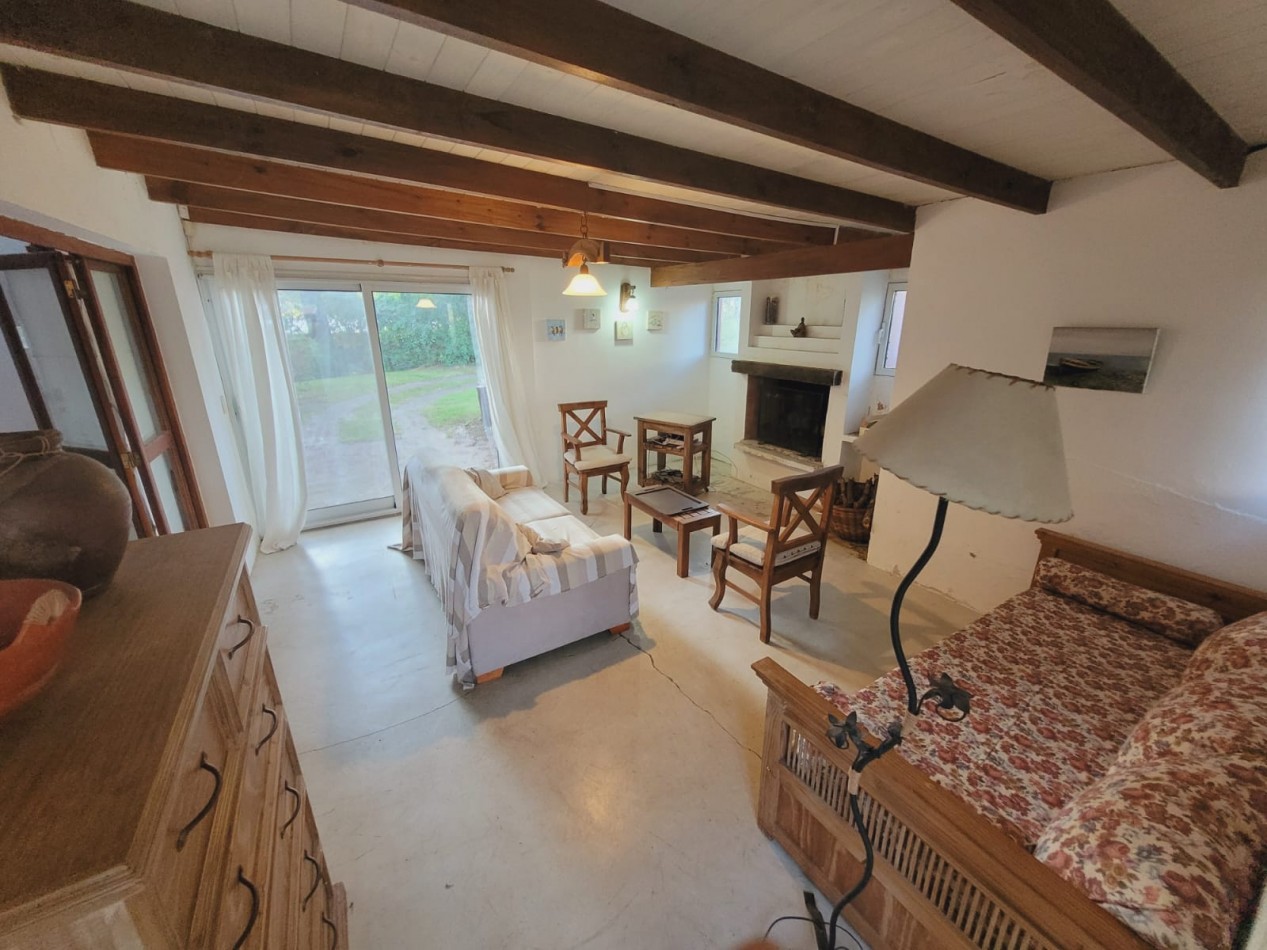 Casa 3 ambientes con Piscina - Ostende - A reciclar
