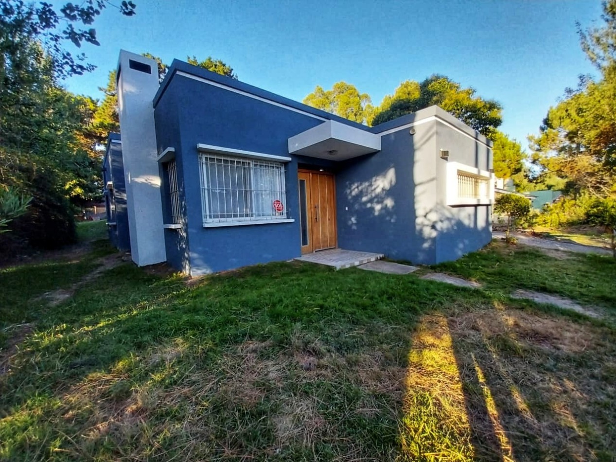 Venta de casa estilo moderno en Valeria del Mar