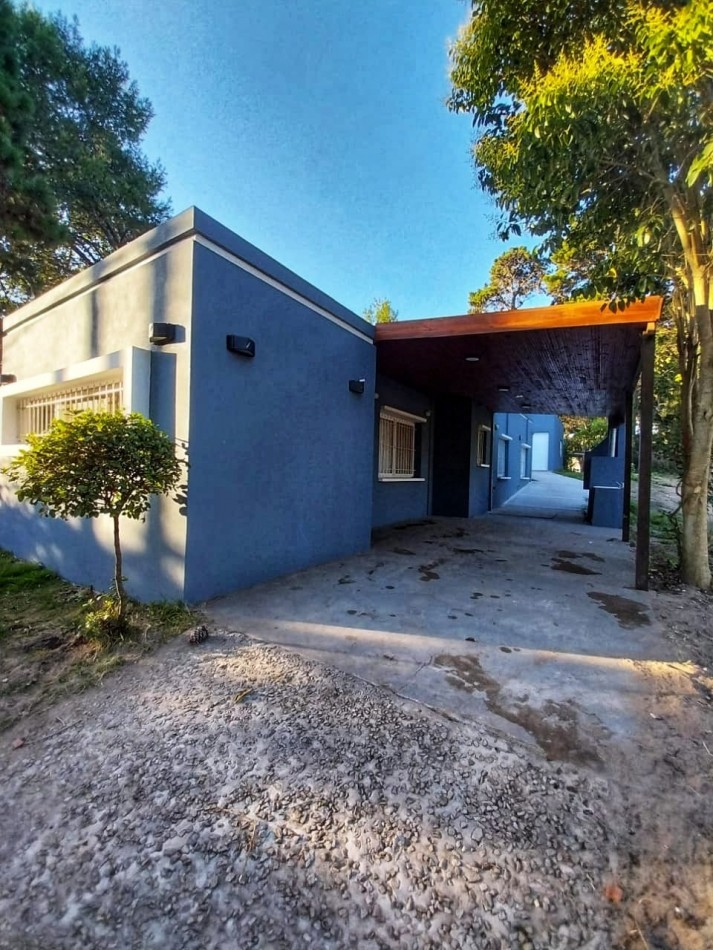 Venta de casa estilo moderno en Valeria del Mar
