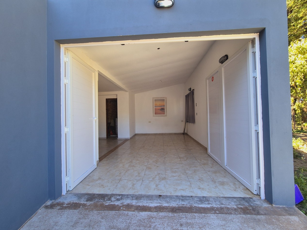 Venta de casa estilo moderno en Valeria del Mar