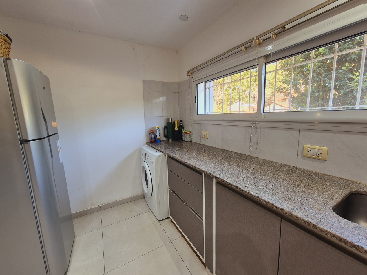 Venta de casa estilo moderno en Valeria del Mar