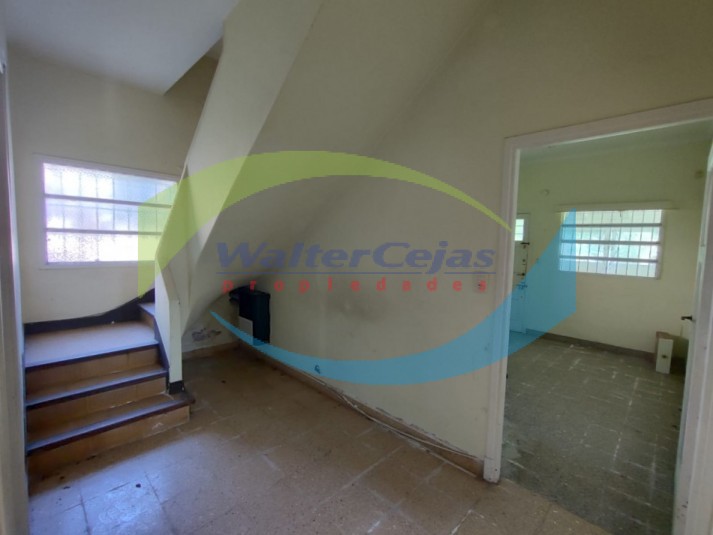 CASA 4 AMBIENTES - SOBRE LOTE MULTIFAMILIAR HOTELERO - GESELL CENTRO 