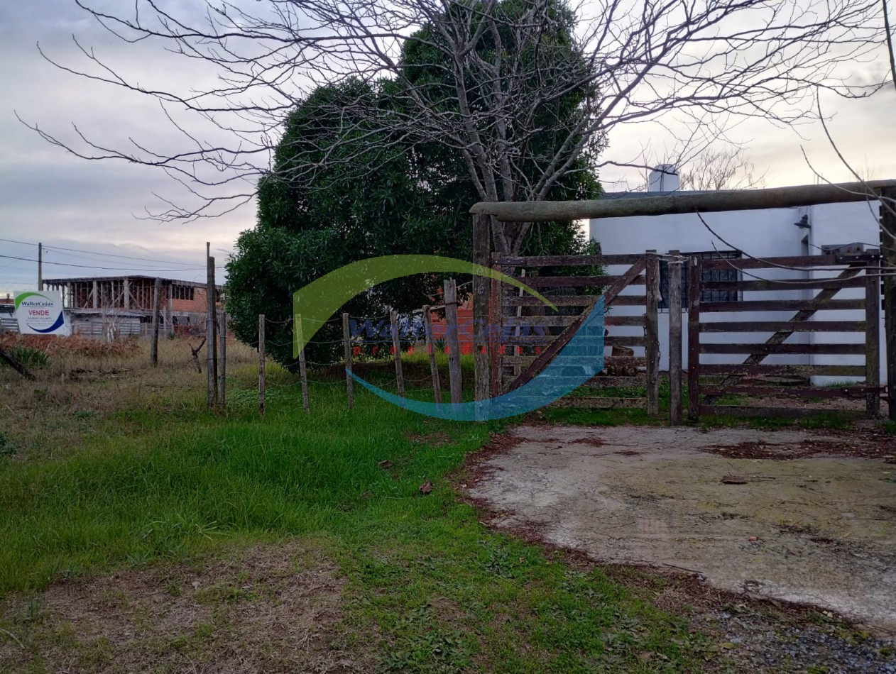 CASA 3 AMBIENTES EN VENTA -  IDEAL VIVIENDA PERMANENTE