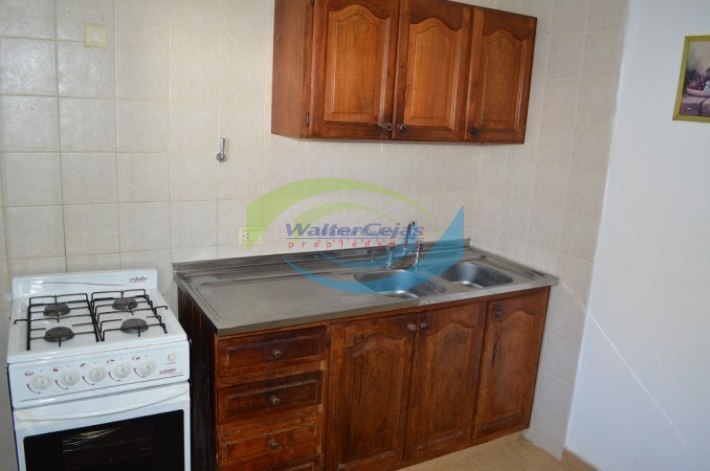  TRIPLEX 4 AMBIENTES - TODOS LOS SERVICIOS - VISTA AL MAR - GESELL CENTRO 