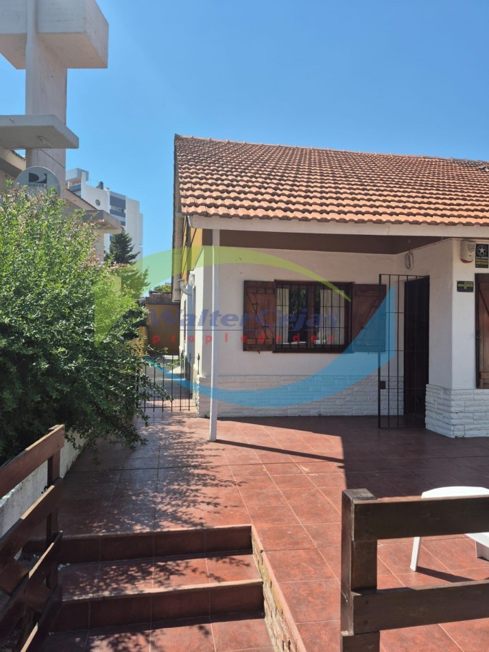 DUPLEX 3 1/2 AMBIENTES - GESELL SUR - A 50 METROS DEL MAR
