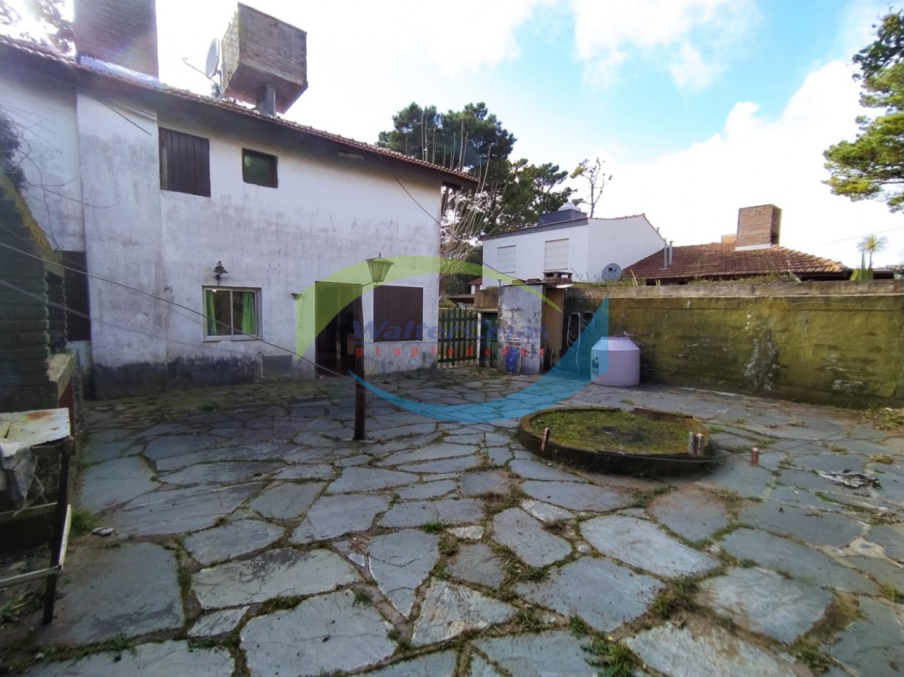 CASA 4 AMBIENTES - BARRIO HIPOCAMPO 
