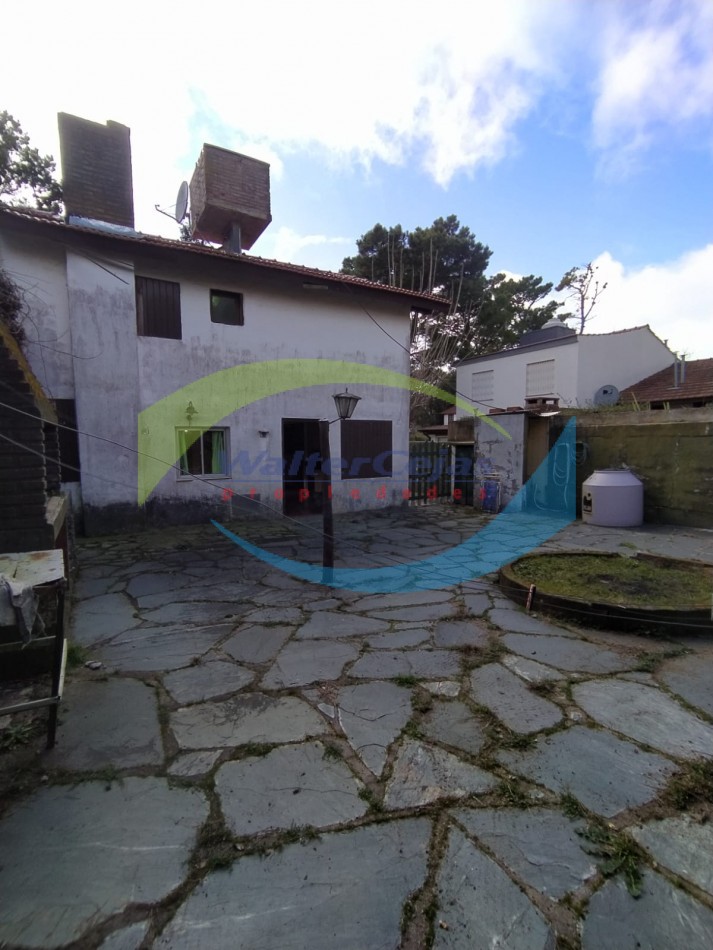 CASA 4 AMBIENTES - BARRIO HIPOCAMPO 