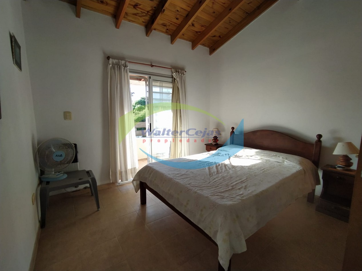 TRIPLEX 4 AMBIENTES - TODOS LOS SERVICIOS - 50 MTS DEL MAR  -  6 UNIDADES DISPONIBLES 