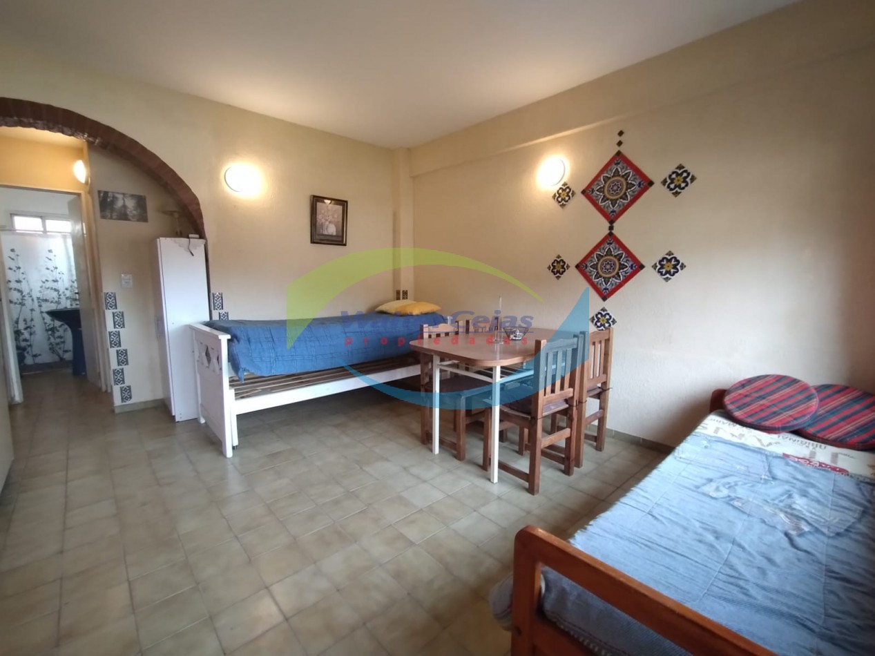 DEPARTAMENTO 2 AMBIENTES EN VENTA -GESELL SUR - GAS NATURAL - SIN EXPENSAS 