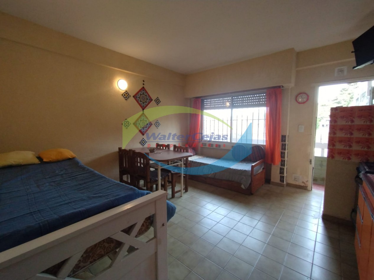 DEPARTAMENTO 2 AMBIENTES EN VENTA -GESELL SUR - GAS NATURAL - SIN EXPENSAS 