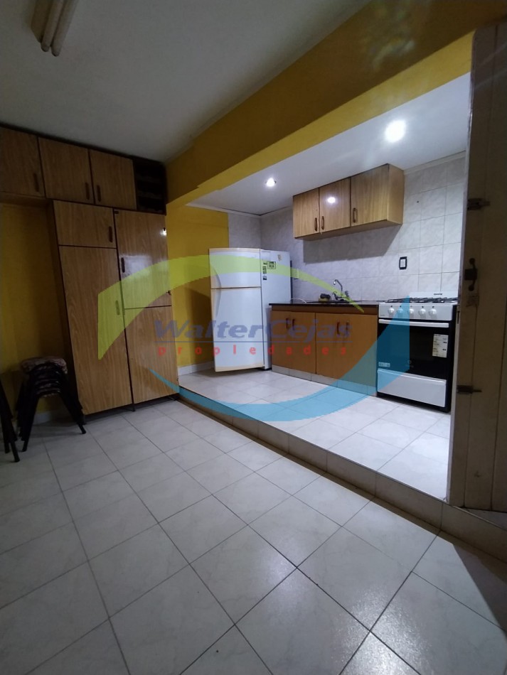 DEPARTAMENTO 4 AMBIENTES CON TERRAZA PROPIA - ZONA CENTRO