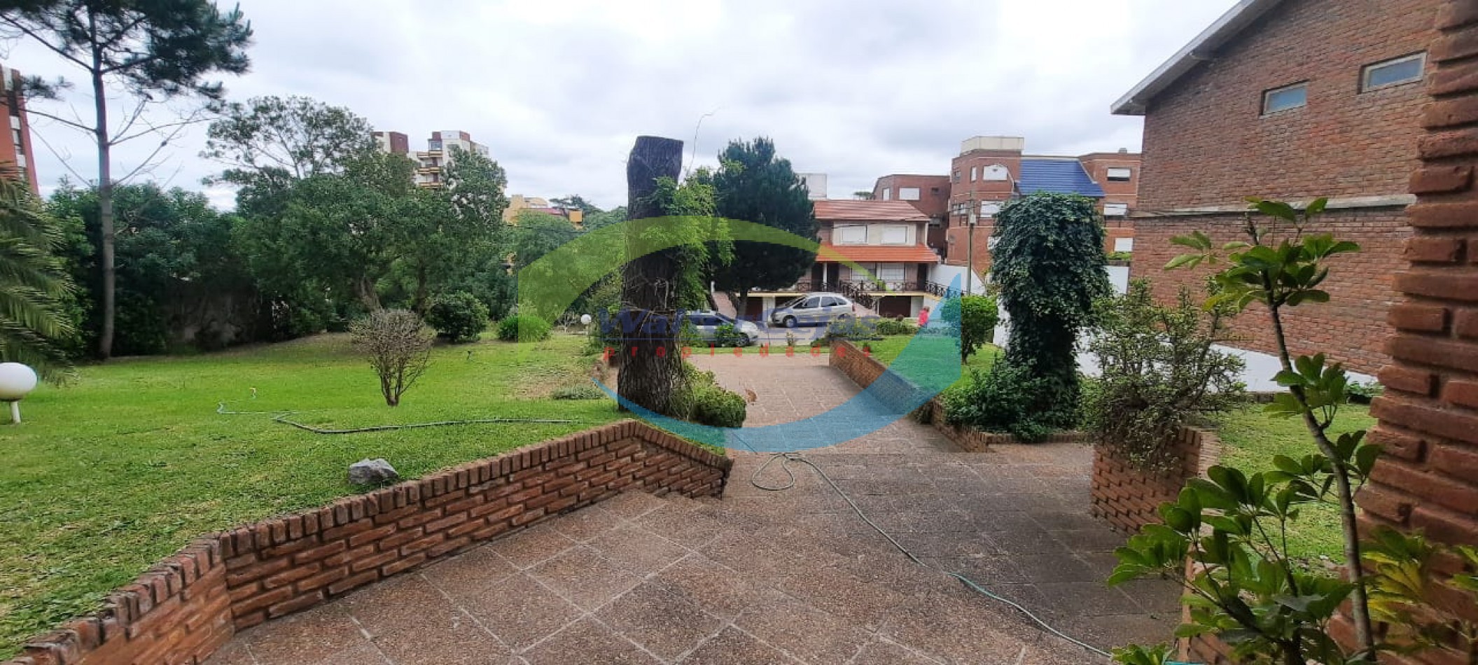 HERMOSO DEPARTAMENTO 3 AMBIENTES 2° PISO C/COCHERA 