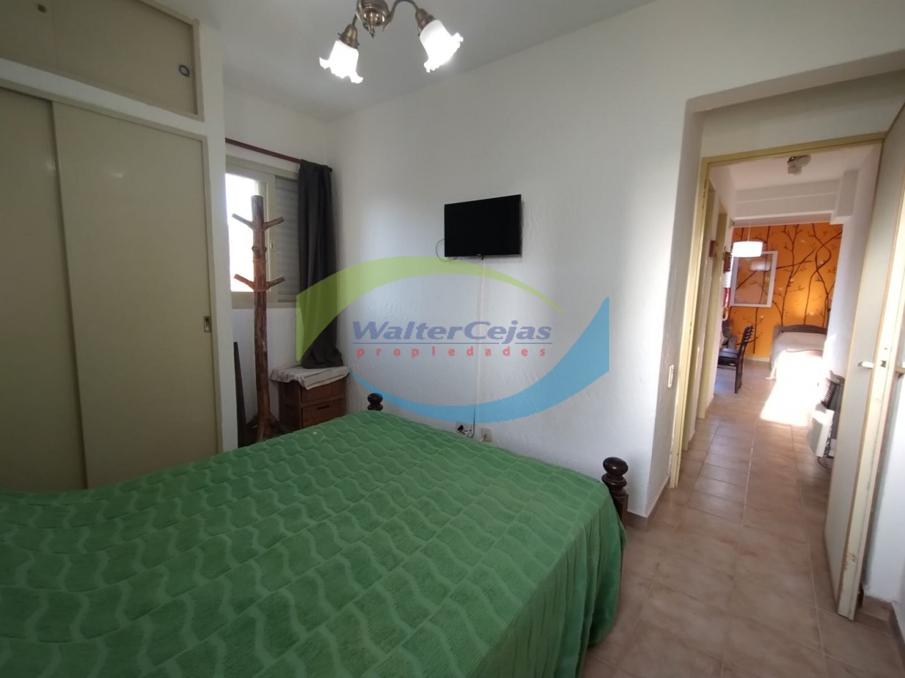 DEPARTAMENTO 2 AMBIENTES - GESELL CENTRO - GAS NATURAL Y COCHERA 