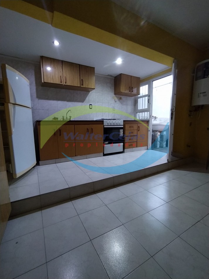 DEPARTAMENTO 4 AMBIENTES CON TERRAZA PROPIA - ZONA CENTRO