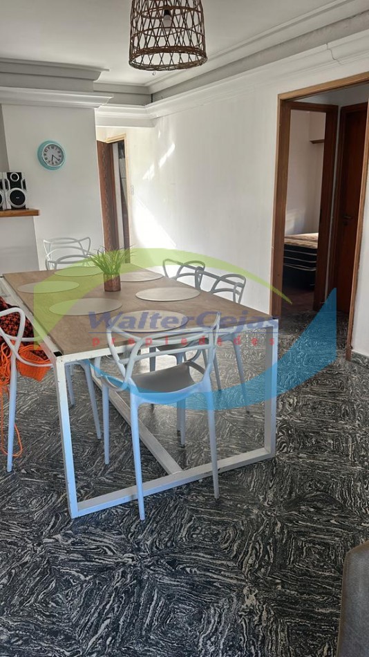 CASA 5 AMBIENTES - GESELL CENTRO - 
