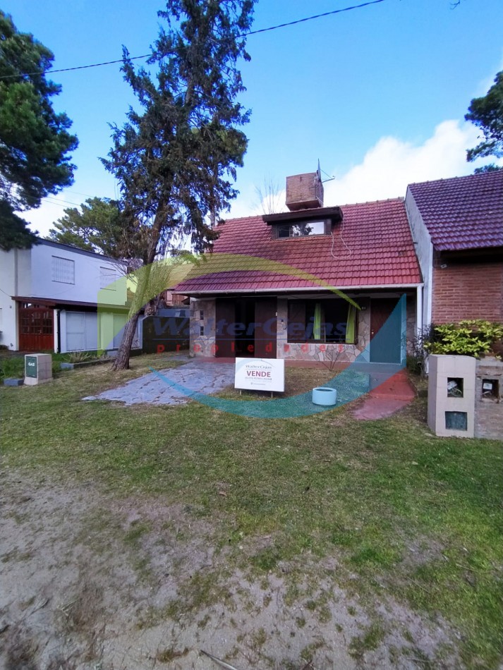 CASA 4 AMBIENTES - BARRIO HIPOCAMPO 