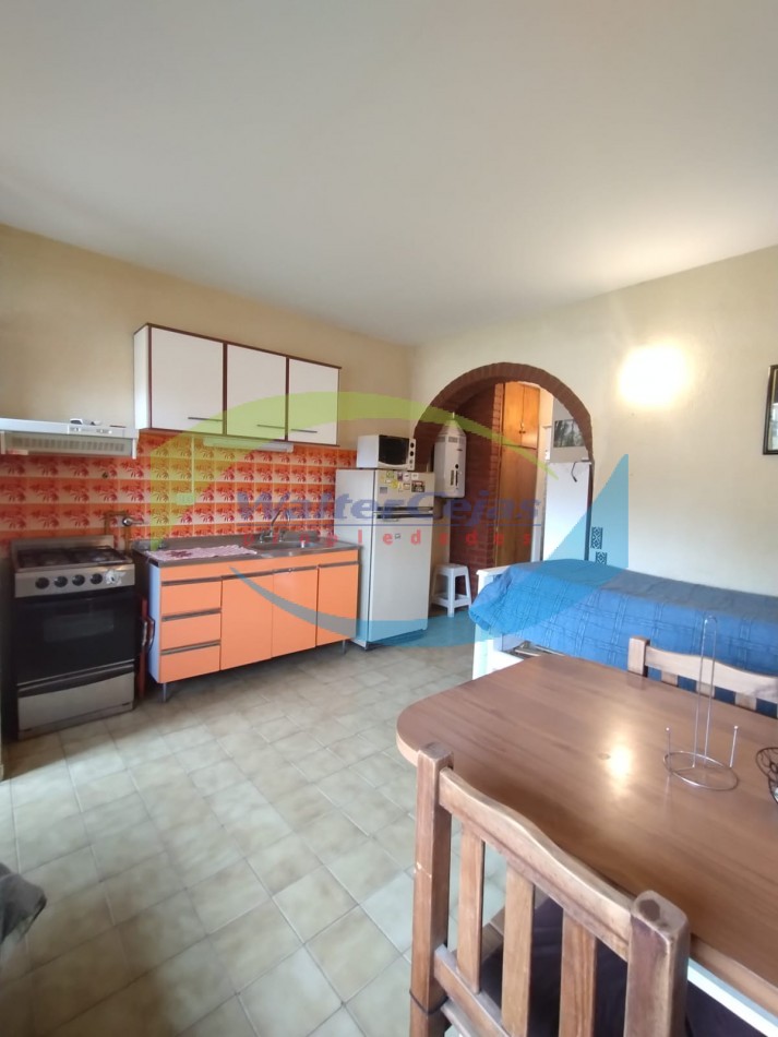 DEPARTAMENTO 2 AMBIENTES CON GAS NATURAL