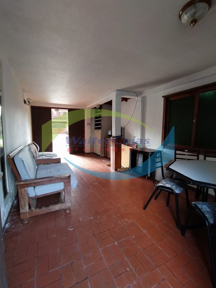 CASA 4 AMBIENTES - BARRIO HIPOCAMPO 