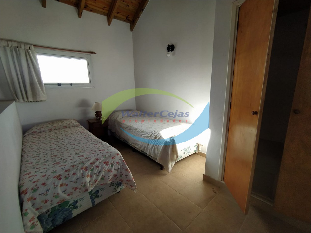 TRIPLEX 4 AMBIENTES - TODOS LOS SERVICIOS - 50 MTS DEL MAR  -  6 UNIDADES DISPONIBLES 