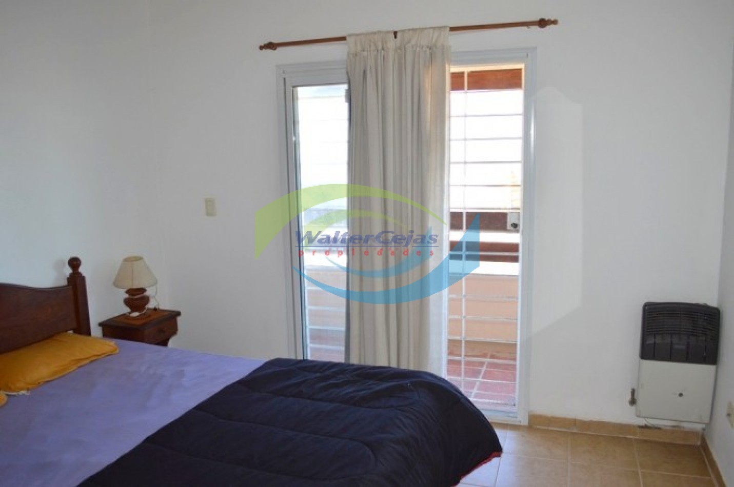  TRIPLEX 4 AMBIENTES - TODOS LOS SERVICIOS - VISTA AL MAR - GESELL CENTRO 