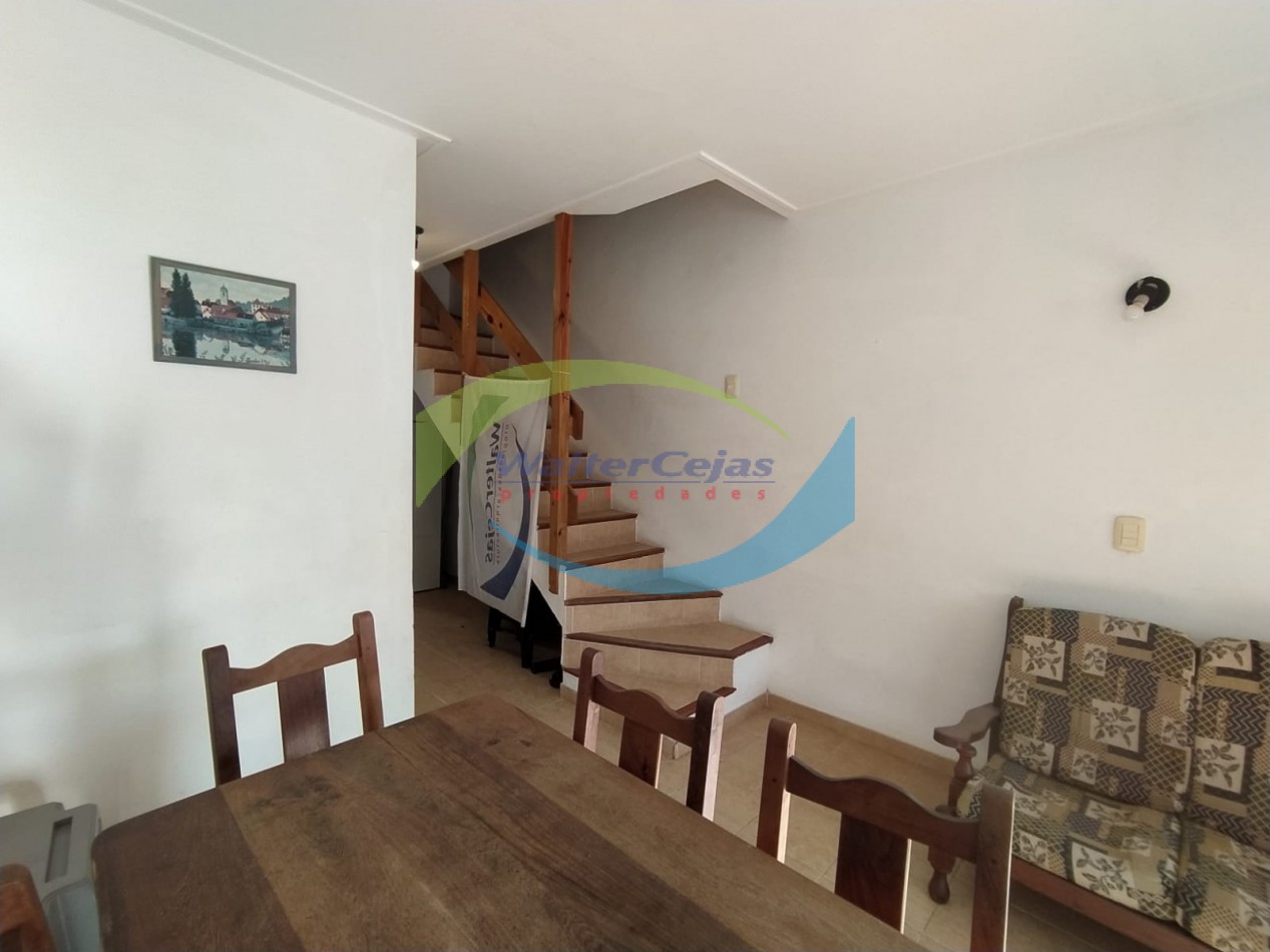 TRIPLEX 4 AMBIENTES - TODOS LOS SERVICIOS - 50 MTS DEL MAR  -  6 UNIDADES DISPONIBLES 