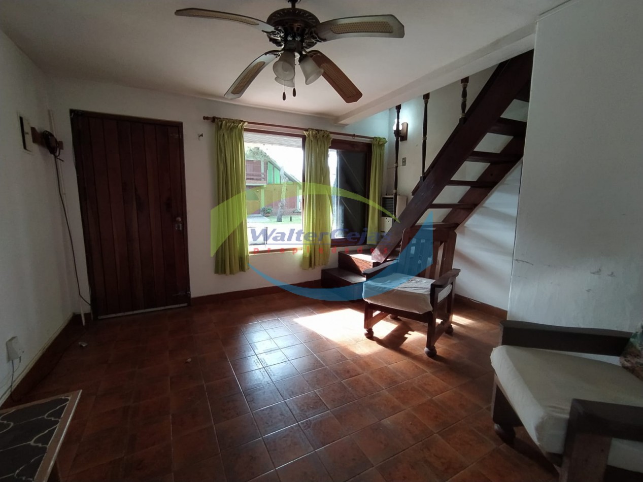 CASA 4 AMBIENTES - BARRIO HIPOCAMPO 