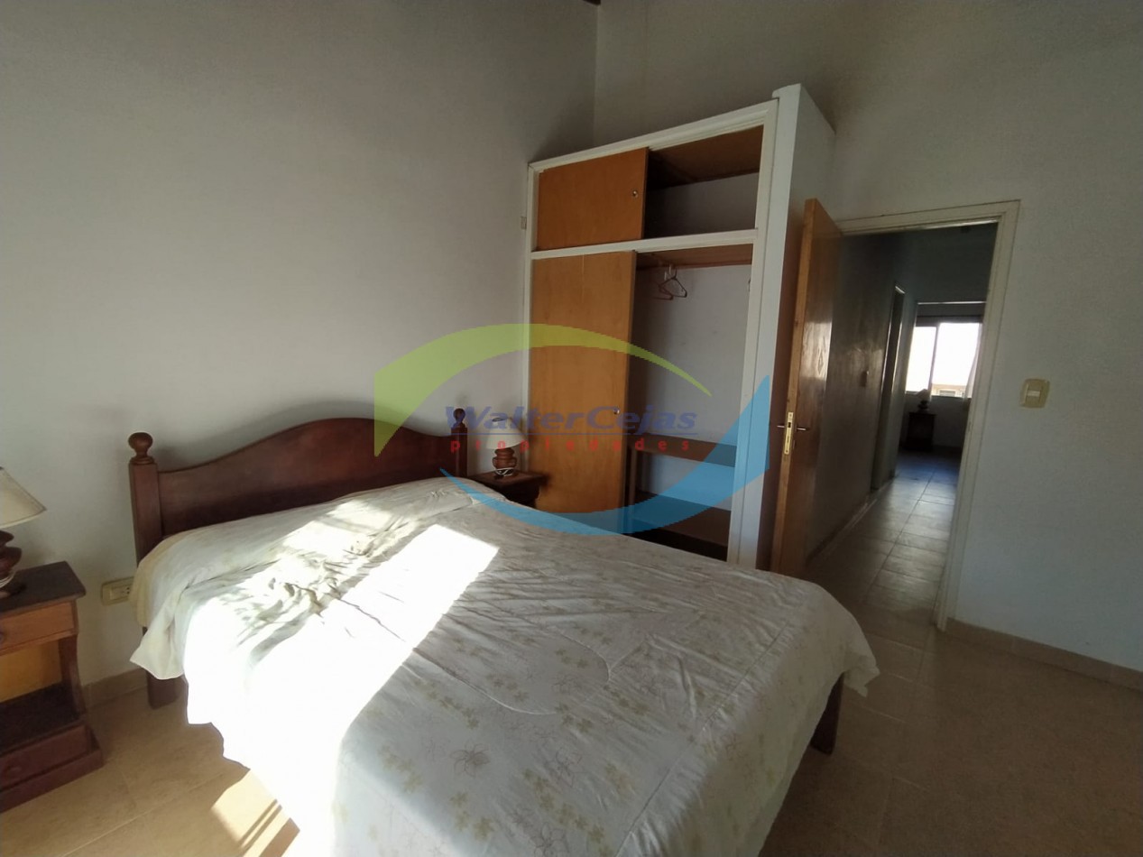 TRIPLEX 4 AMBIENTES - TODOS LOS SERVICIOS - 50 MTS DEL MAR  -  6 UNIDADES DISPONIBLES 