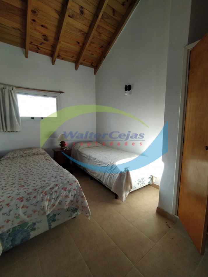 TRIPLEX 4 AMBIENTES - TODOS LOS SERVICIOS - 50 MTS DEL MAR  -  6 UNIDADES DISPONIBLES 