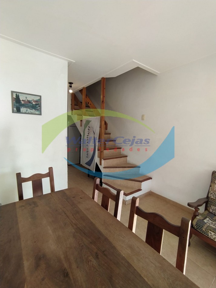 TRIPLEX 4 AMBIENTES - TODOS LOS SERVICIOS - 50 MTS DEL MAR  -  6 UNIDADES DISPONIBLES 