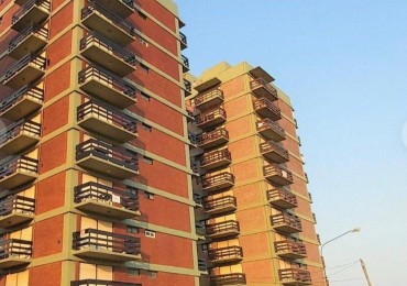 PINAMAR - DEPARTAMENTO 3 AMBIENTES C/COCHERA EN VENTA - EDIFICIO PLAYA II