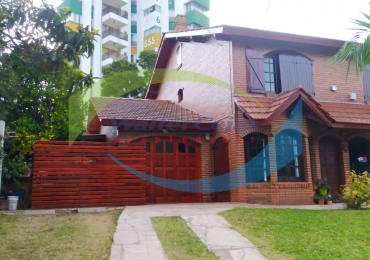 TRIPLEX DE CATEGORIA EN BARRIO NORTE 