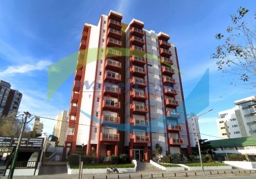 DEPARTAMENTO 2 AMBIENTES C/COCHERA EN PLENO CENTRO DE GESELL