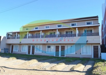  TRIPLEX 4 AMBIENTES - TODOS LOS SERVICIOS - VISTA AL MAR - GESELL CENTRO 